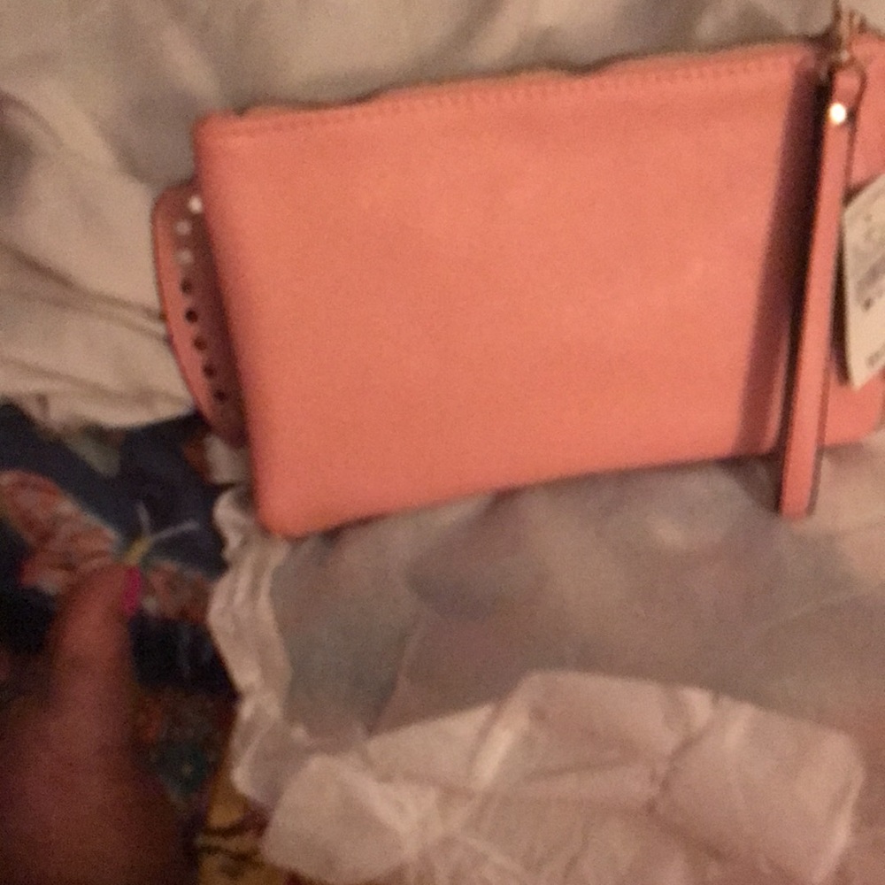 Pink & Black Bow Studded Clutches 🎀💕💕💕 - Picture 4 of 8